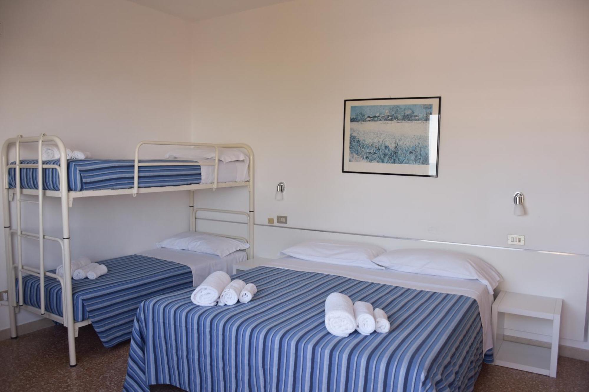 Hotel Los Angeles - Fronte Mare Riccione Esterno foto