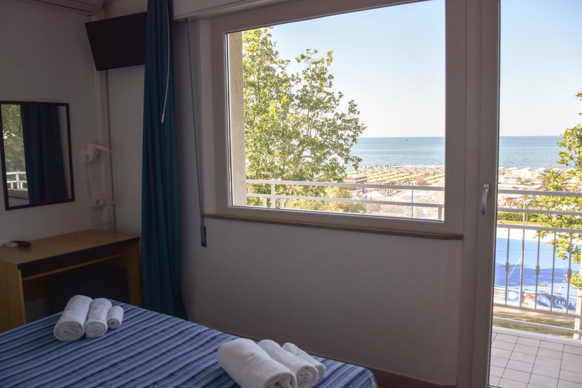 Hotel Los Angeles - Fronte Mare Riccione Esterno foto