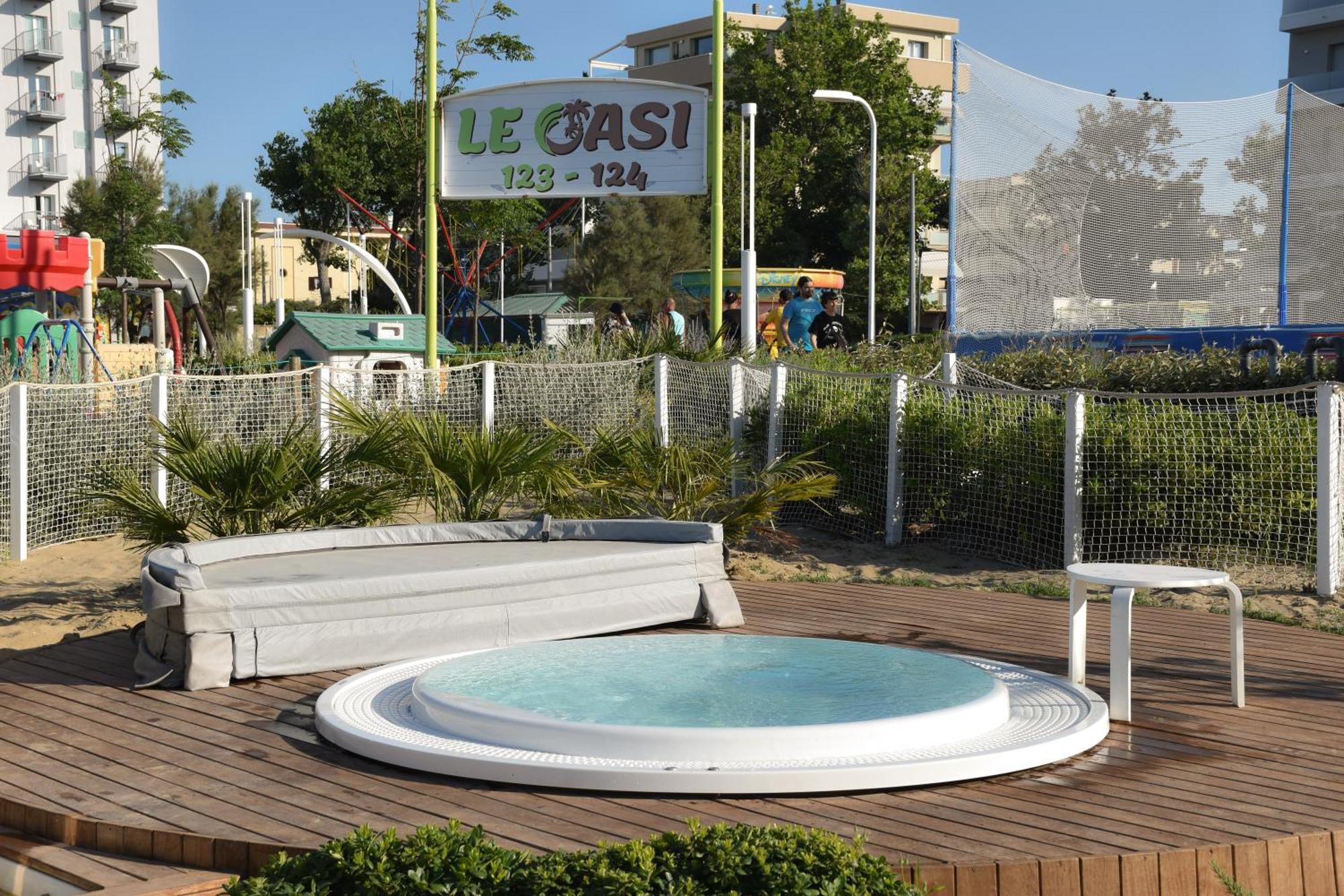 Hotel Los Angeles - Fronte Mare Riccione Esterno foto