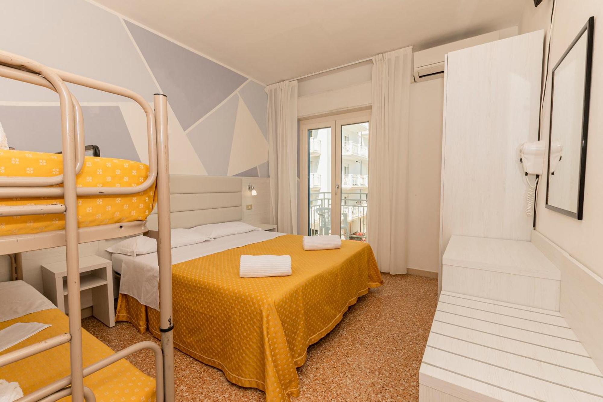Hotel Los Angeles - Fronte Mare Riccione Esterno foto