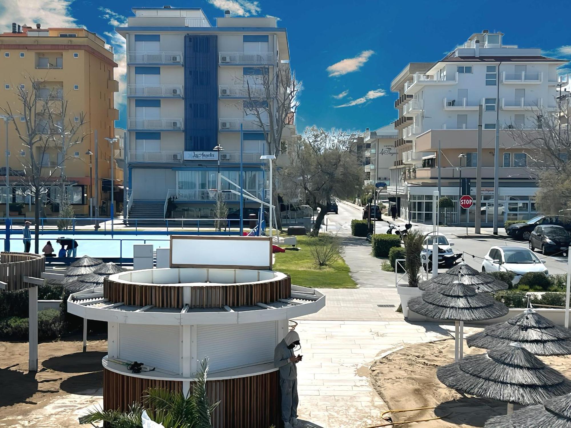 Hotel Los Angeles - Fronte Mare Riccione Esterno foto