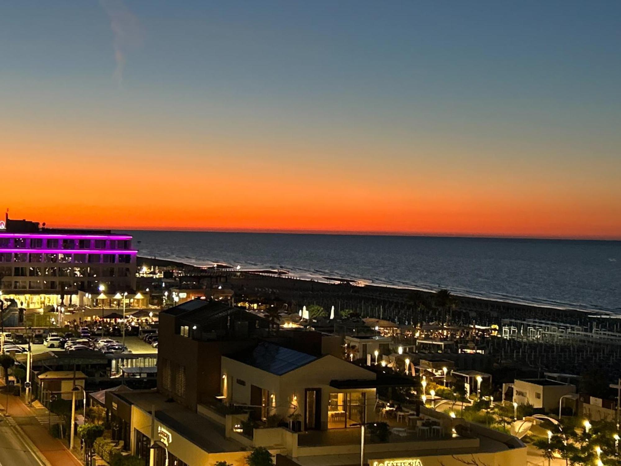 Hotel Los Angeles - Fronte Mare Riccione Esterno foto